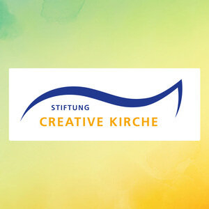 Logo der Stiftung Creative Kirche auf buntem Untergrund.